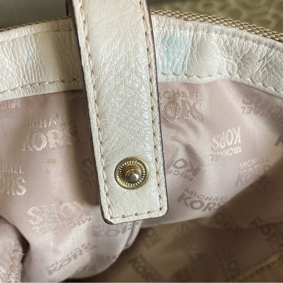 Michael Kors Brown Monogram Jet Set Jaquard Tote - Picture 9 of 13